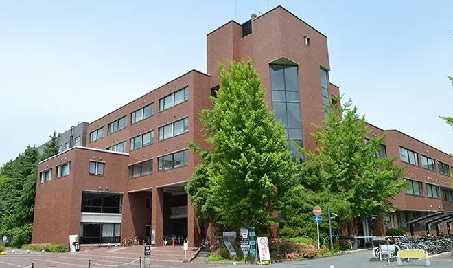 京都工芸繊維大学